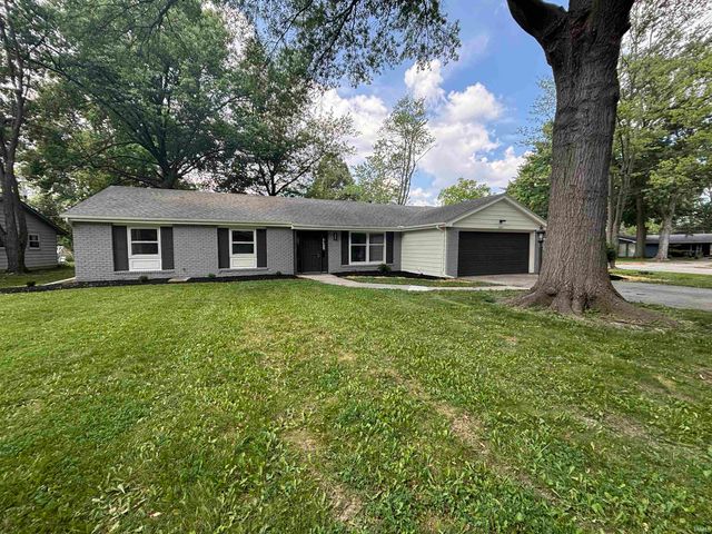 2227 Lakeland Lane, Fort Wayne, IN 46815