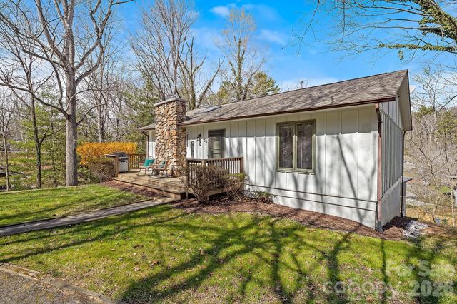 39 Spooks Branch Extension, Asheville, NC 28804