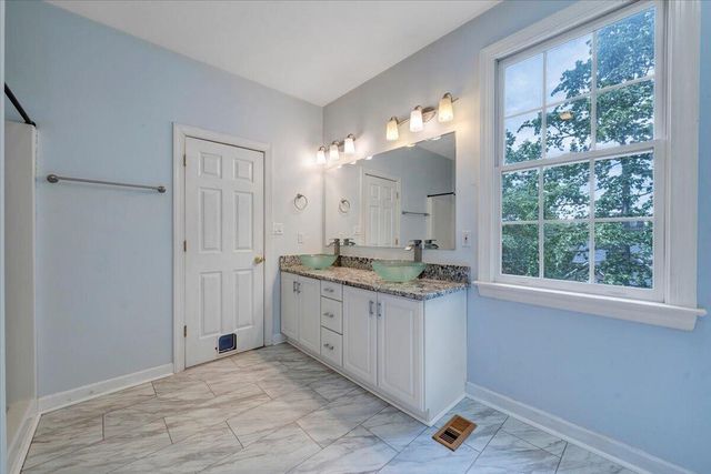 251 Buckingham CT, Roanoke, VA 24019