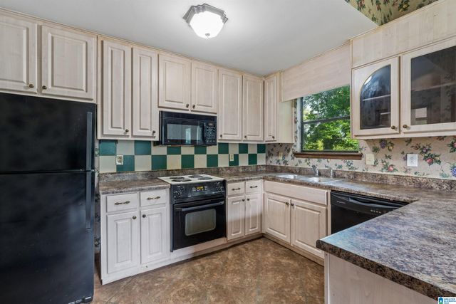1748 MOLLY DRIVE, Birmingham, AL 35235