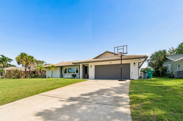 13901 88TH TERRACE, Seminole, FL 33776