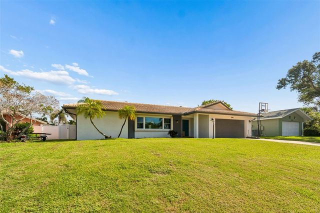 13901 88TH TERRACE, Seminole, FL 33776