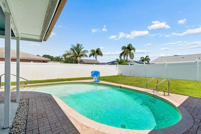 13901 88TH TERRACE, Seminole, FL 33776