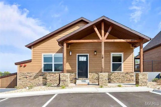 18 Settlers Cove, Kimberling City, MO 65686