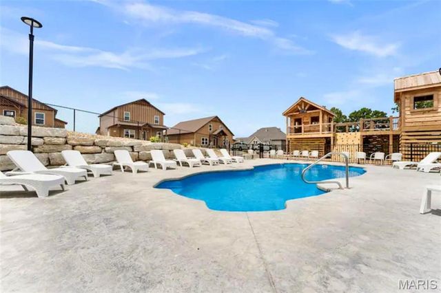 18 Settlers Cove, Kimberling City, MO 65686