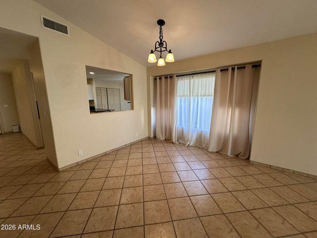 14462 N SHERWOOD Drive B, Fountain Hills, AZ 85268