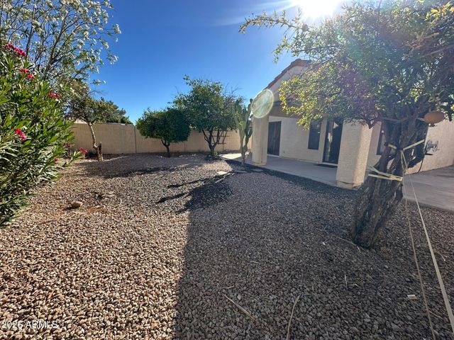 14462 N SHERWOOD Drive B, Fountain Hills, AZ 85268