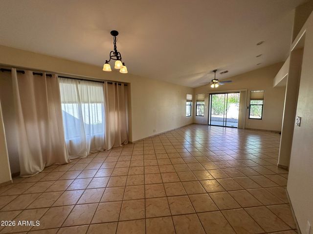 14462 N SHERWOOD Drive B, Fountain Hills, AZ 85268