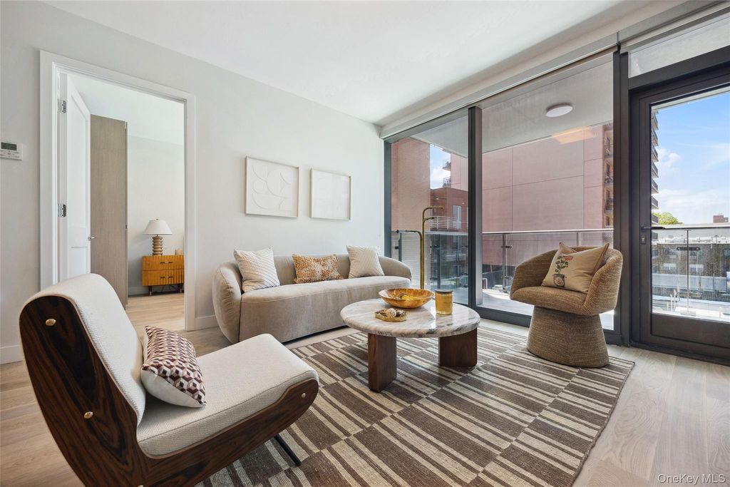 38-20 Parsons Boulevard 201, Flushing, NY 11354 — photo 3