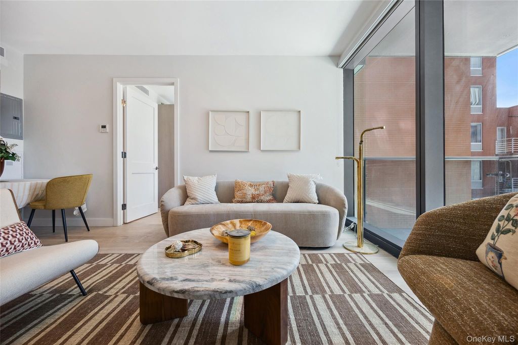 38-20 Parsons Boulevard 201, Flushing, NY 11354 — photo 5