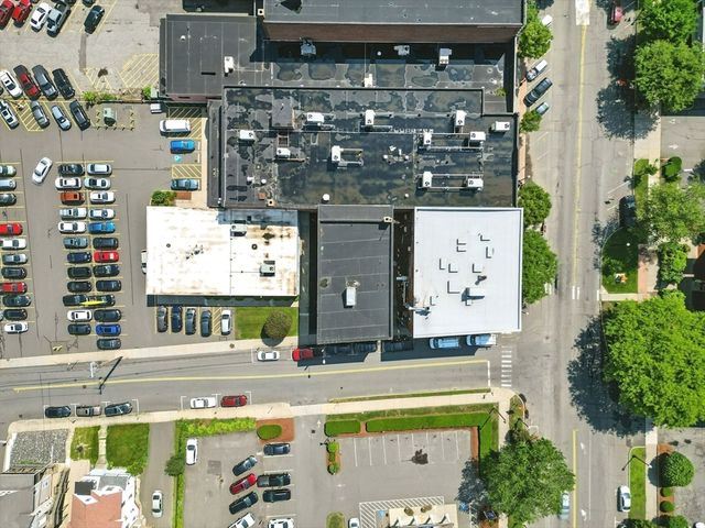 11 Conway St, Greenfield, MA 01301