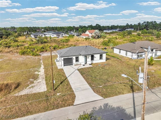 739 Foxtail ST E, Lehigh Acres, FL 33974