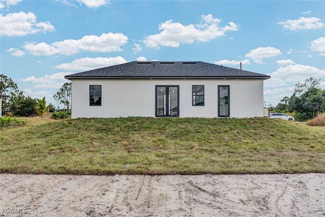 739 Foxtail ST E, Lehigh Acres, FL 33974