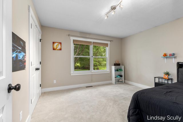7889 Meadowood Drive, Georgetown Twp, MI 49426