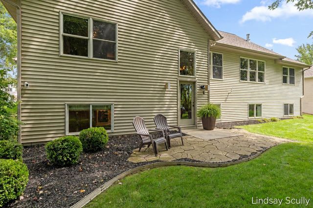 7889 Meadowood Drive, Georgetown Twp, MI 49426