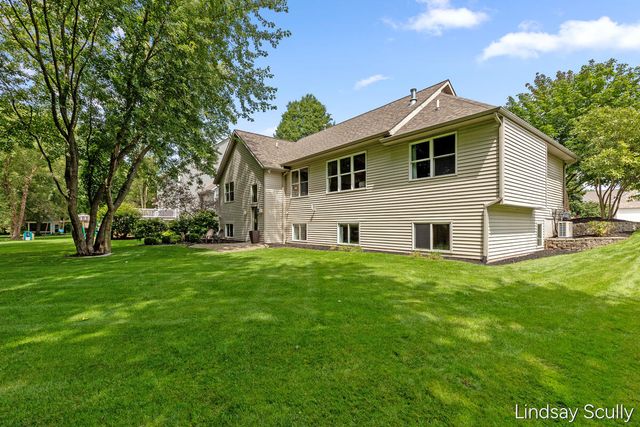 7889 Meadowood Drive, Georgetown Twp, MI 49426