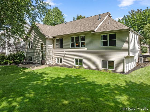 7889 Meadowood Drive, Georgetown Twp, MI 49426