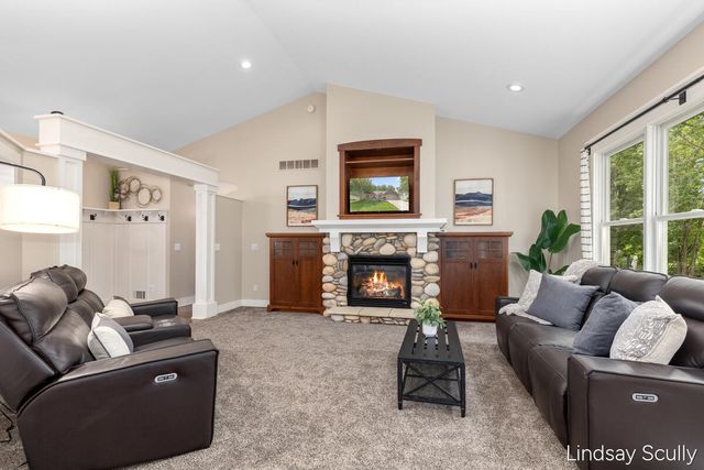 7889 Meadowood Drive, Georgetown Twp, MI 49426