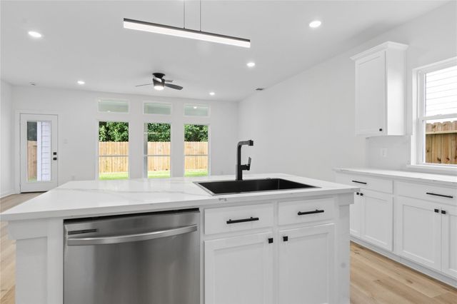 3122 Dawson Lane, Houston, TX 77051
