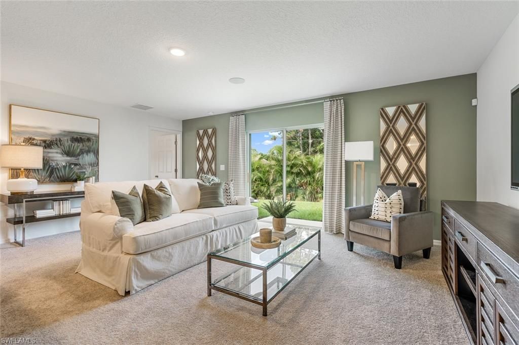 Image 9 of property listing at 1704 NW 12th TER, Cape Coral, FL 33993