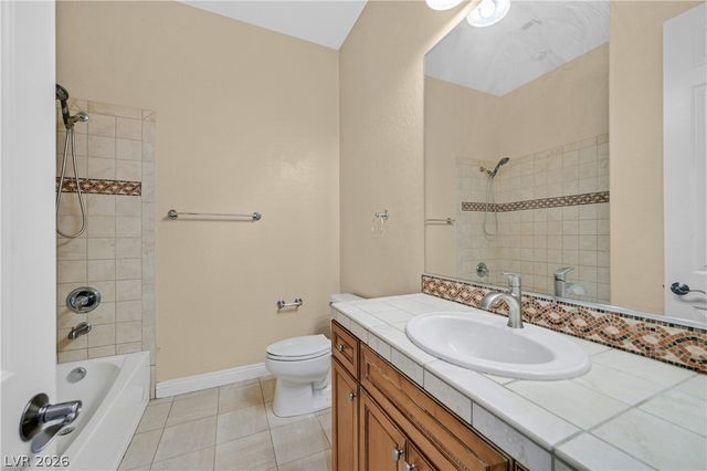 2184 Pont National Drive, Henderson, NV 89044