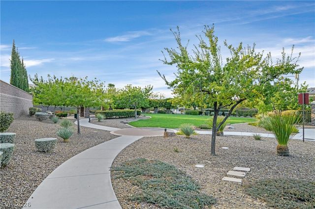 2184 Pont National Drive, Henderson, NV 89044
