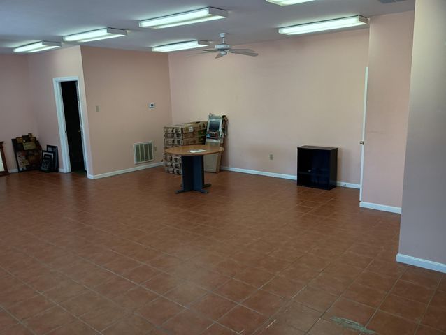 28 Broadway Street, Dry Ridge, KY 41035