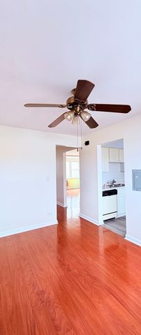 3201 W Berwyn Avenue 1S, Chicago, IL 60625