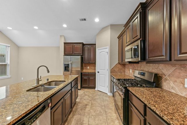 22403 Pebble Falls Lane, Tomball, TX 77375