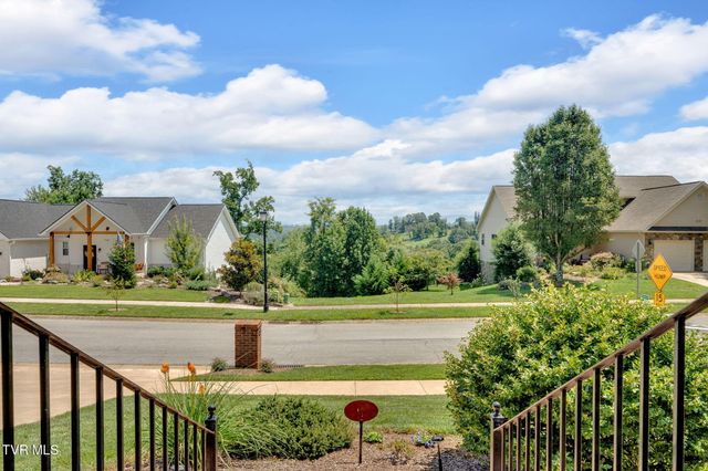 211 Michaels Ridge Boulevard, Johnson City, TN 37615