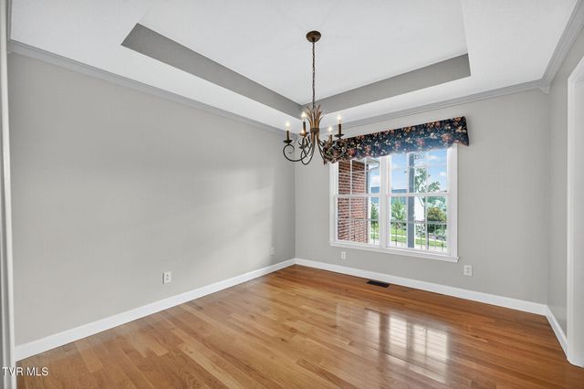 211 Michaels Ridge Boulevard, Johnson City, TN 37615