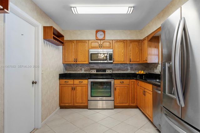 101 NE 2nd Pl 0, Dania Beach, FL 33004