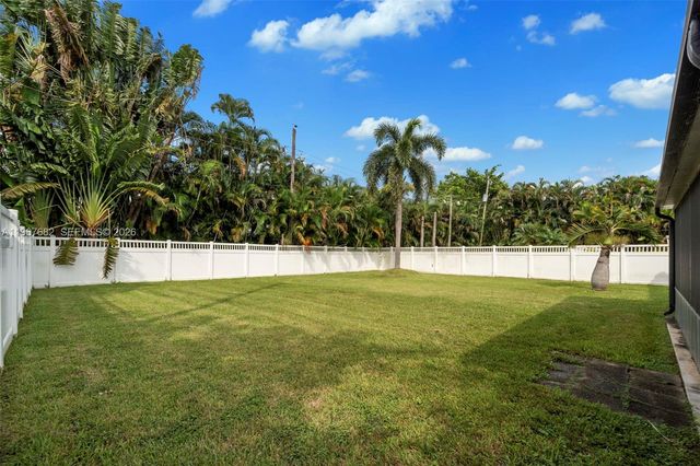 101 NE 2nd Pl 0, Dania Beach, FL 33004