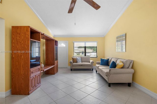 101 NE 2nd Pl 0, Dania Beach, FL 33004