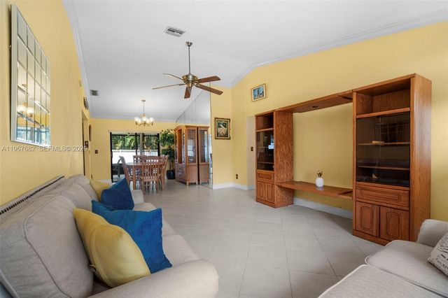 101 NE 2nd Pl 0, Dania Beach, FL 33004