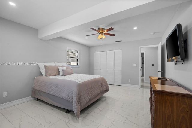 101 NE 2nd Pl 0, Dania Beach, FL 33004