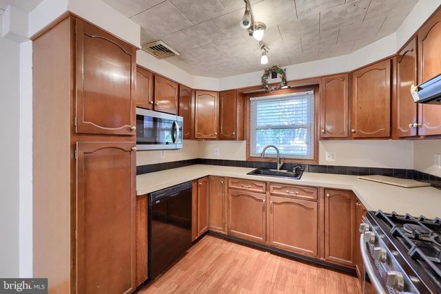 6350 OLD CARLISLE RD, Dover, PA 17315