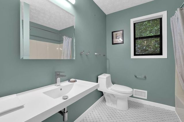 1314 Shadowood Court, Marietta, GA 30066