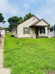 1606 S Choctaw Avenue, El Reno, OK 73036