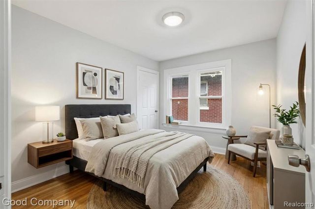 2717 Burlingame, Detroit, MI 48206