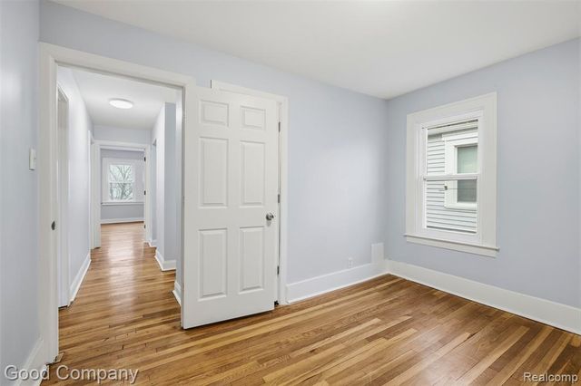 2717 Burlingame, Detroit, MI 48206