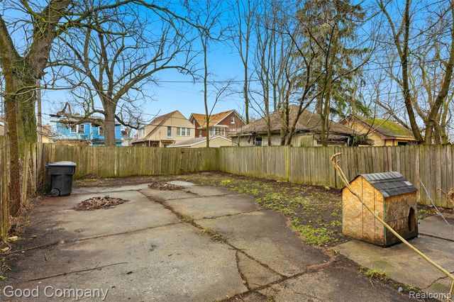 2717 Burlingame, Detroit, MI 48206