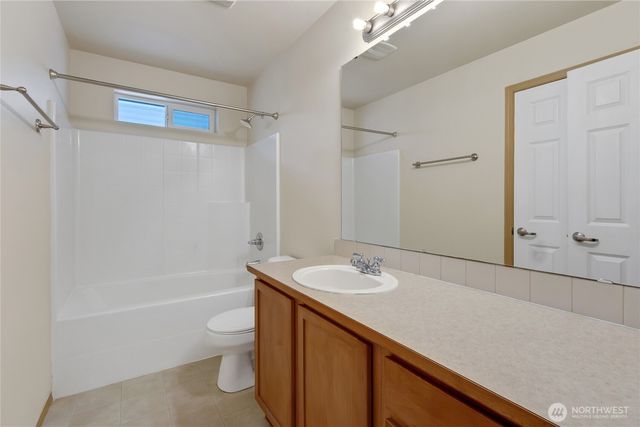 15410 87th Avenue E, Puyallup, WA 98375