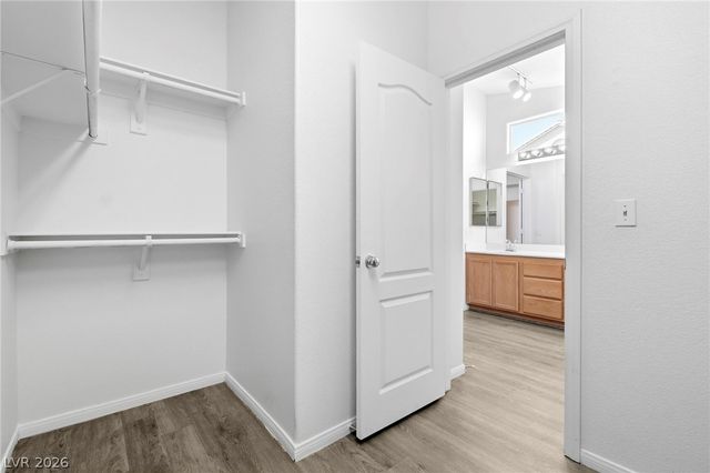 6566 Aurora Dawn Drive, Las Vegas, NV 89142