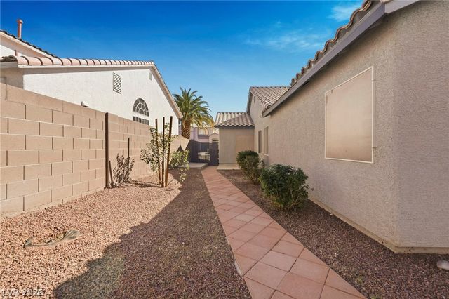 6566 Aurora Dawn Drive, Las Vegas, NV 89142