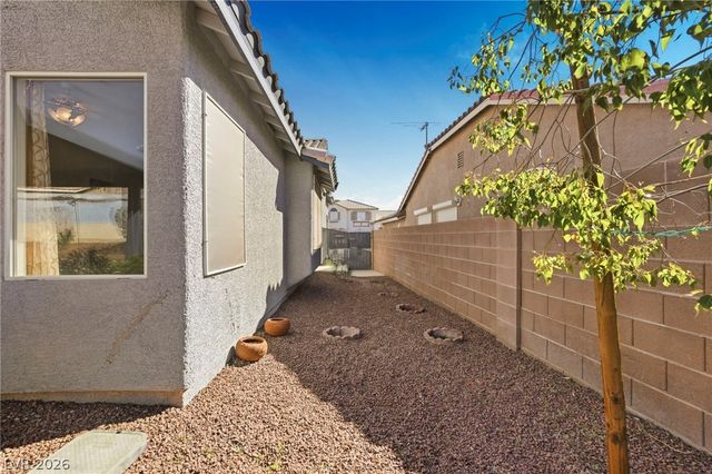 6566 Aurora Dawn Drive, Las Vegas, NV 89142