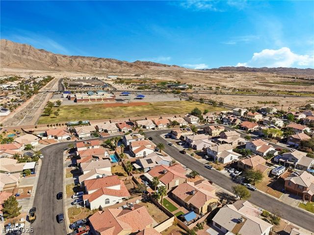 6566 Aurora Dawn Drive, Las Vegas, NV 89142