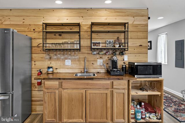 6478 LAUREL HILL LN, Rixeyville, VA 22737