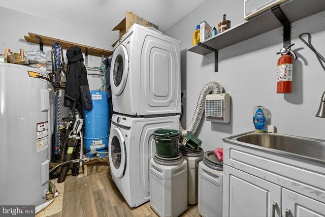 6478 LAUREL HILL LN, Rixeyville, VA 22737