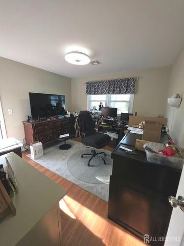 16 Hare Bell Hollow, Toms River, NJ 08755